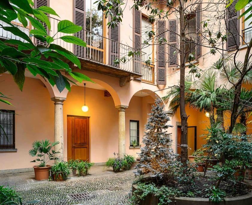 Piazza Duomo - Antico Appartamento Dell'800 Milán Exterior foto